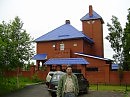 Коттедж с башней и хозяином