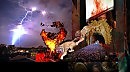 21 тогда находящиеся в Иудее да бегут в горы; и кто в городе, выходи из него; и кто в окрестностях, не входи в него,   22 потому что это дни отмщения