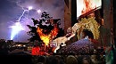 21:21. тогда находящиеся в Иудее да бегут в горы; и кто в городе, выходи из него; и кто в окрестностях, не входи в него, 21:22. потому что это дни отмщения, да исполнится все написанное.